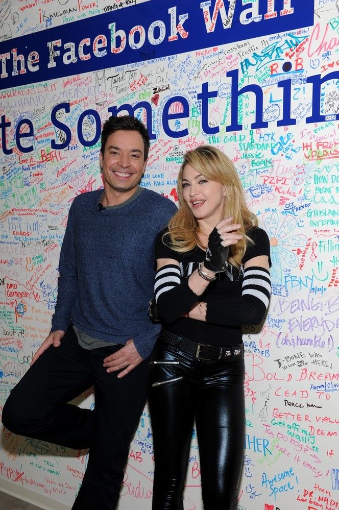 Madonna em chat com Jimmy Fallon no Facebook