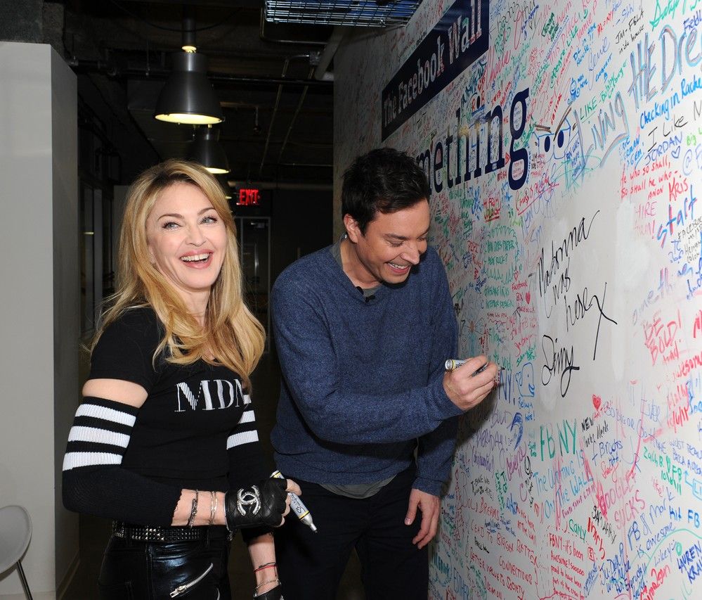 Madonna em chat com Jimmy Fallon no Facebook