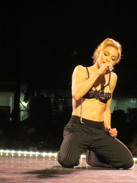 Madonna - Human Nature e Like A Virgin - MDNA World Tour - Milão