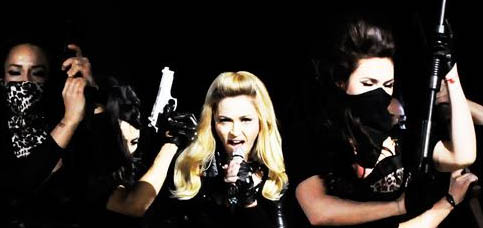 Madonna - Turn Up The Radio vídeo