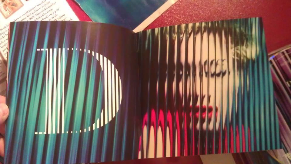 Madonna - MDNA encarte